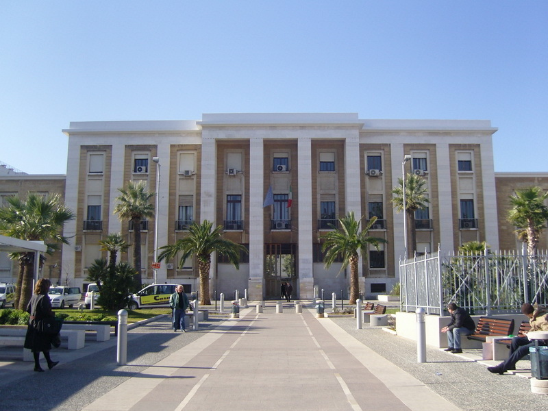 1 Condannato per peculato il primario del reparto di cardiologia del Policlinico di Bari