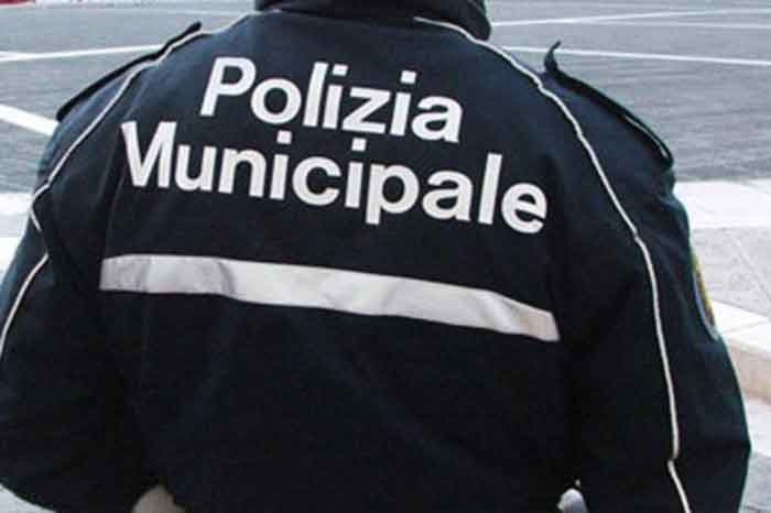 1 Gli Ufficiali di Polizia Municipale non rispondono di omissione